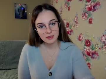 mellonmayer  female  webcam
