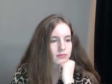 female cam girl mija_mari image #3155176