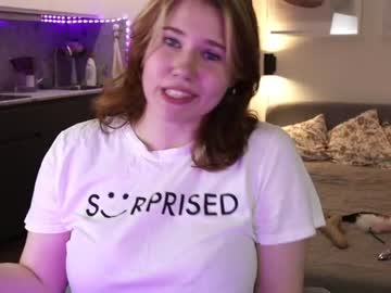 female cam girl girl_u_never_met image #2347010