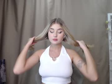 female cam girl cute18cute image #3477205