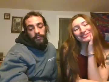 female cam couple spillthewine420 image #1207572