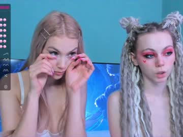 female cam couple huntertiana image #1822980
