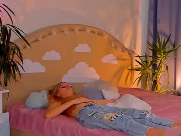 female cam girl linellali image #2580901