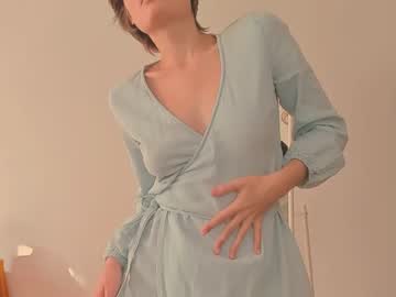 female cam girl sonya_vogue image #210120