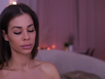 female cam girl beniceandhug image #415529