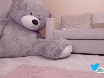 female cam girl hollyextra image #163181