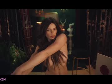 female cam girl lucieoude_ image #2012686