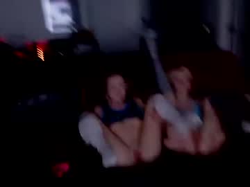 female cam couple bittybuff131 image #3408689