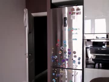 female cam girl small_blondee image #2021473