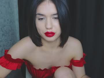 mia__lunaa  female  webcam