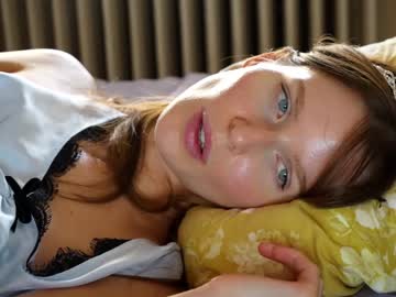 female cam girl ellaa91 image #2861213