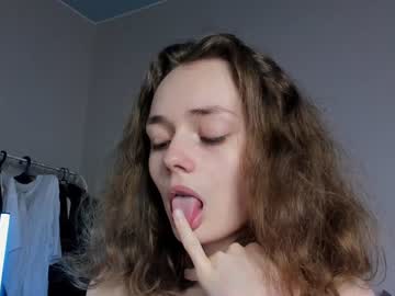 female cam girl mxxnsxsul image #2159546