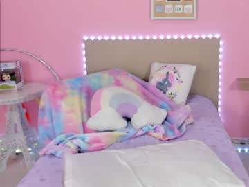 female cam girl little_effy18 image #2734409