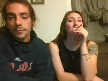 female cam couple spillthewine420 image #358069