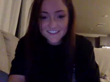 female cam girl peachesncreamyy131433 image #3576122