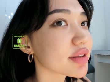 female cam girl lee_yoona image #925170