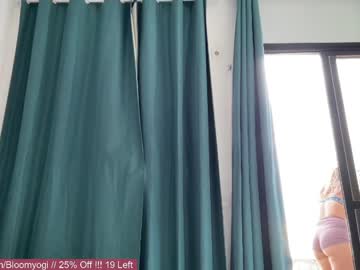 female cam girl bloomyogi image #3650843