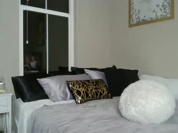 female cam girl milkywhiiite image #2428966