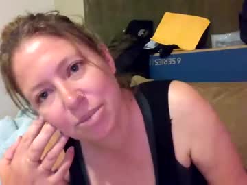female cam couple kellyandmac image #3925105