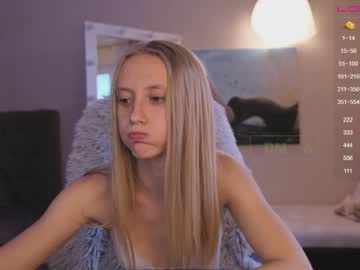 female cam girl angeellina image #230518