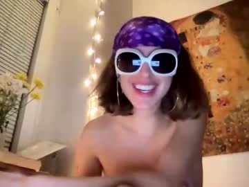 female cam girl collegemysterygirl image #1063425