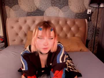 female cam girl crystalreves image #492229