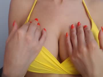 female cam girl eat_mee_out image #2059052