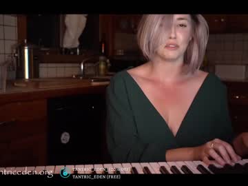 female cam girl tantric_eden_ image #2062960