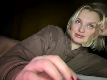 female cam girl foxfrromearth image #4075333