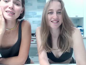 female cam couple nearsaturn image #2275057