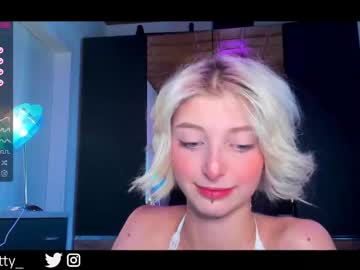 female cam girl lit1le_kitty_ image #2716351