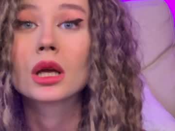 female cam girl shycinderella image #498540