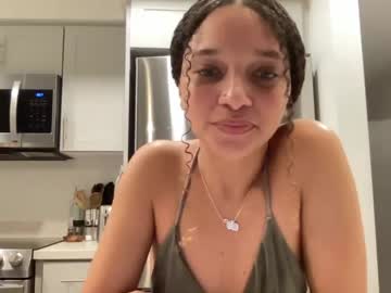 female cam girl ittybity115598 image #3510908
