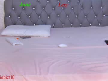 female cam girl _heaven_girl_ image #1699452