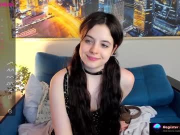 female cam girl nessa_more image #3395517
