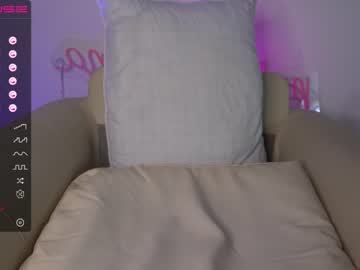 female cam girl princessasiana image #2296010