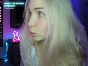 female cam girl xxxhoneyxx image #3883258