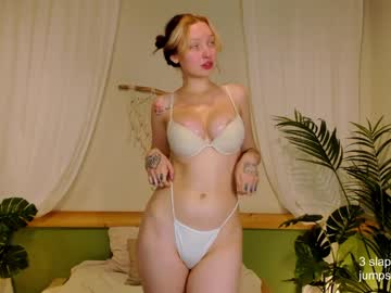 female cam girl dinablush image #2797120
