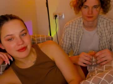 female cam couple di_n_alex image #635942