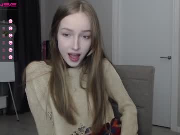 female cam girl cringecringecringe image #1055645