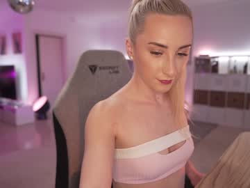 female cam girl hannahjames710 image #1509950