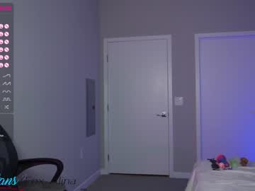 female cam girl fox_alina image #3649895